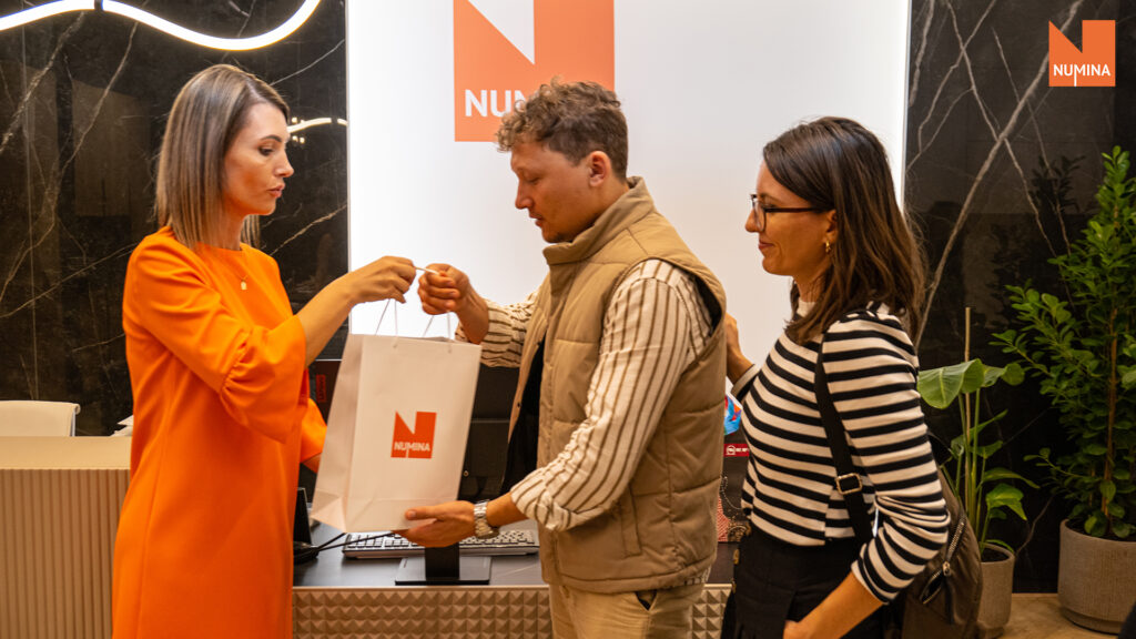 Numina îsi deschide larg porțile primului showroom de mobilier la comandă din România - 92